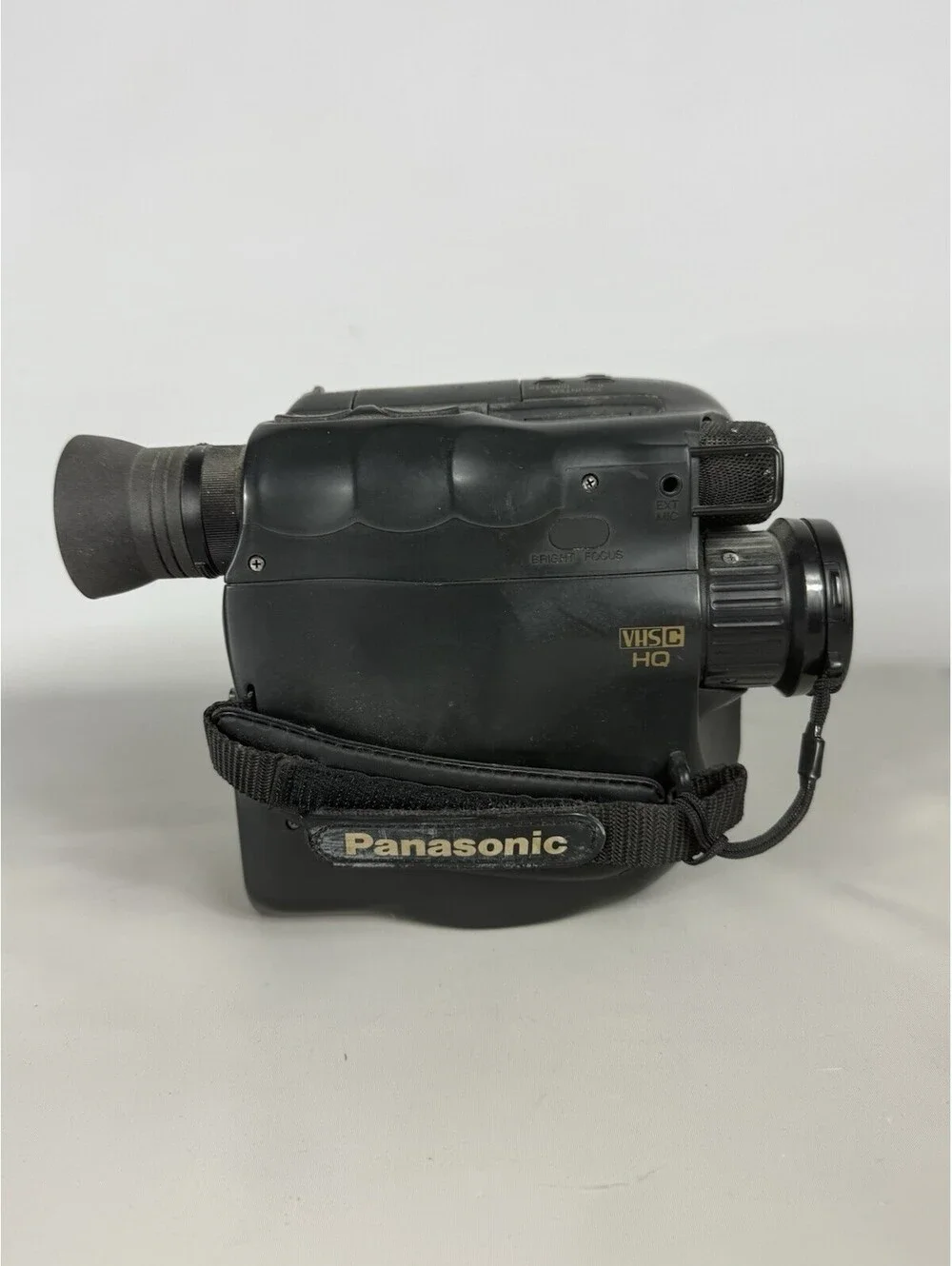 Panasonic Palmcorder PV-20D - w/ Charger, 2 Battery’s & Accessories / For Parts